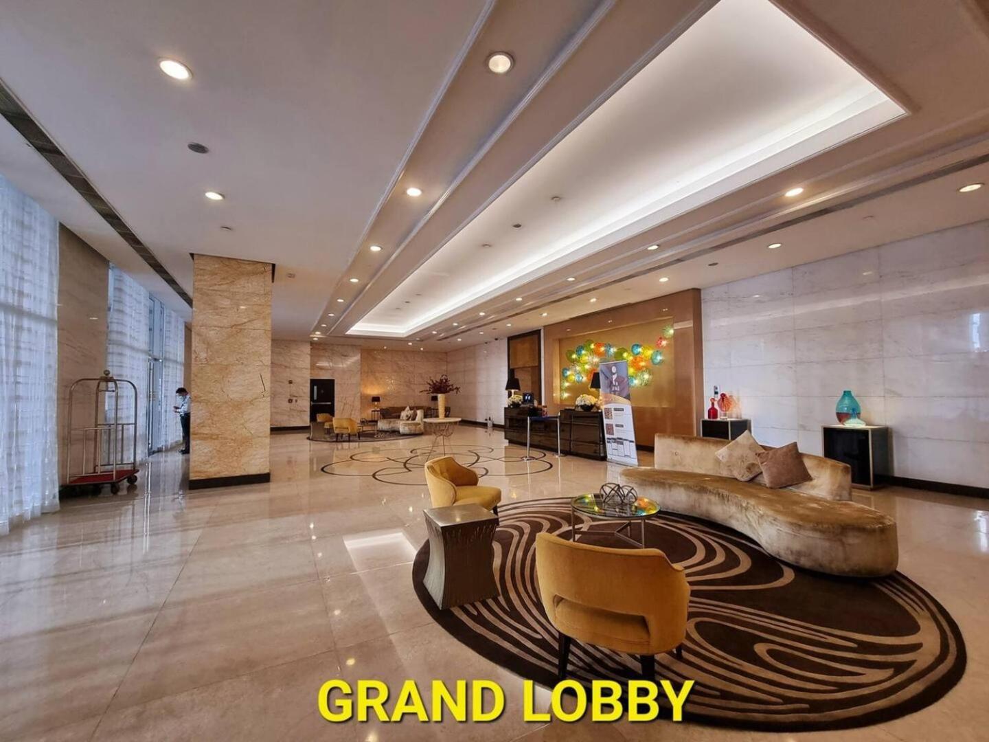 Bahay bakasyunan Elegant Bgc Beside Venice Mall #vlrtc27e Manila